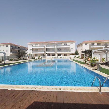 ♥ Sunny&Cozy Family Apartment ★ Walk To The Beach☼ Paralimni Exteriör bild