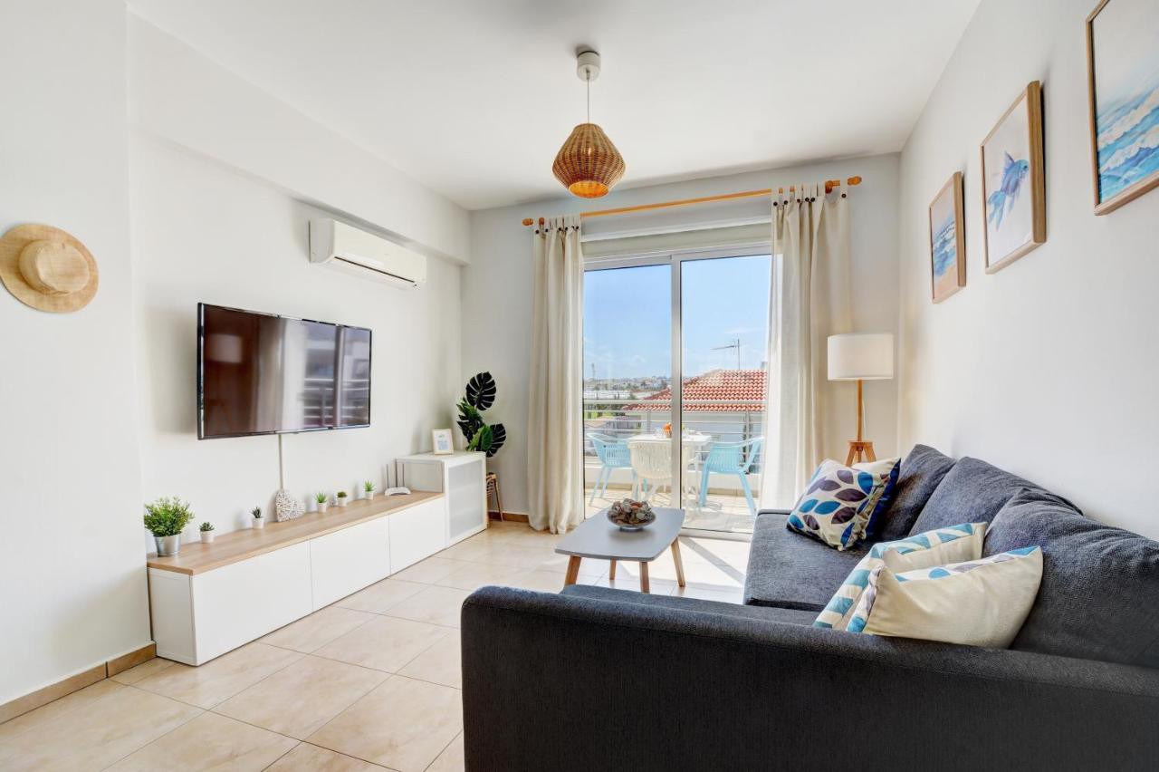♥ Sunny&Cozy Family Apartment ★ Walk To The Beach☼ Paralimni Exteriör bild