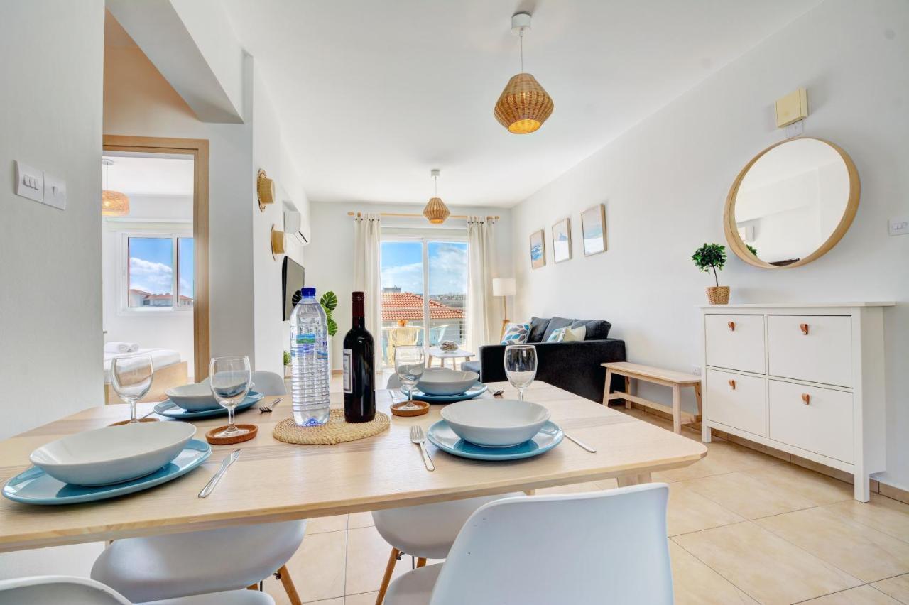 ♥ Sunny&Cozy Family Apartment ★ Walk To The Beach☼ Paralimni Exteriör bild