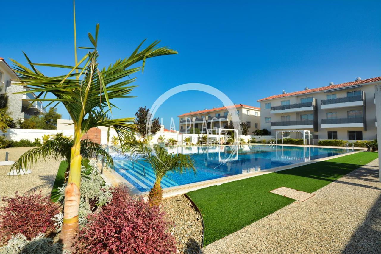 ♥ Sunny&Cozy Family Apartment ★ Walk To The Beach☼ Paralimni Exteriör bild
