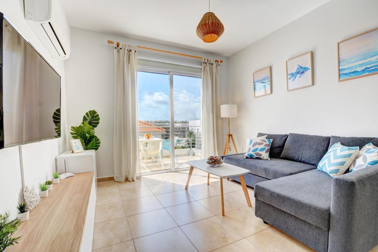 ♥ Sunny&Cozy Family Apartment ★ Walk To The Beach☼ Paralimni Exteriör bild